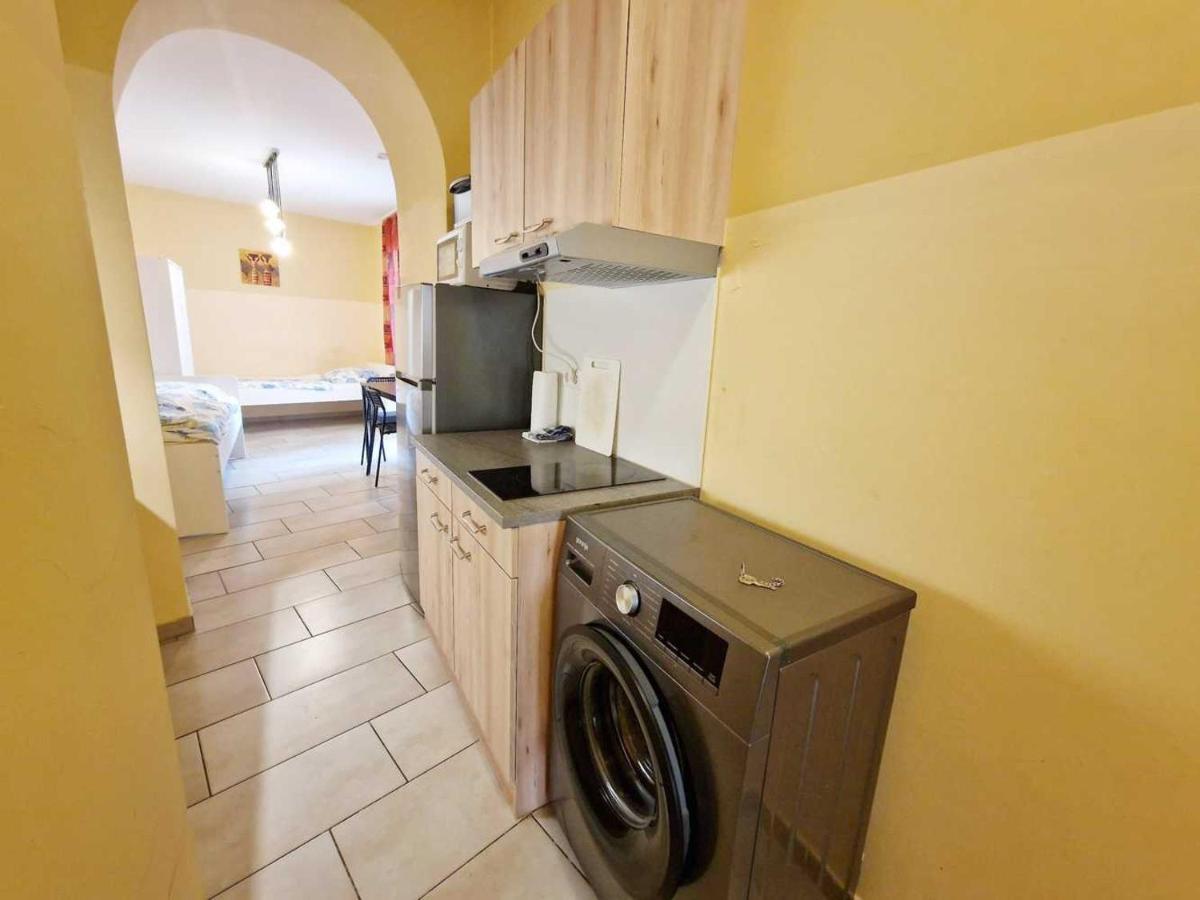 Cozy Apartments In Muelheim Кьолн Екстериор снимка