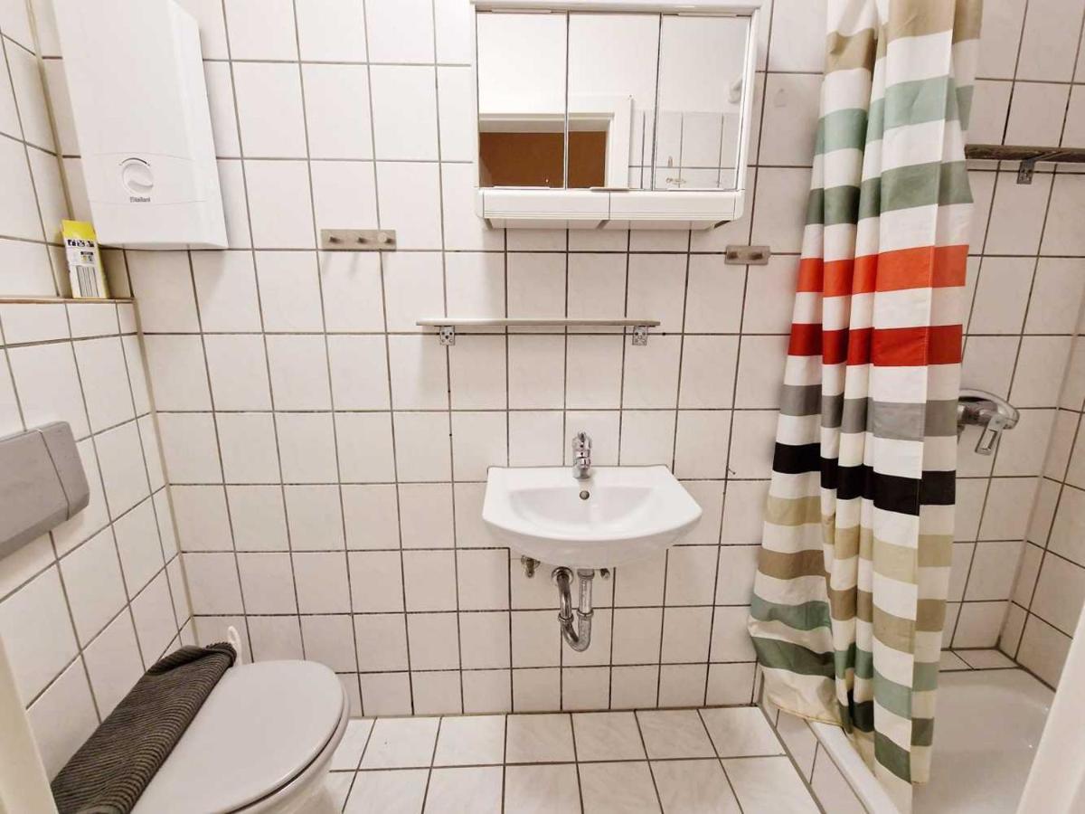 Cozy Apartments In Muelheim Кьолн Екстериор снимка