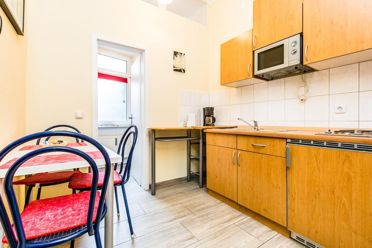 Cozy Apartments In Muelheim Кьолн Екстериор снимка